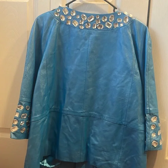 Sharif Studio vintage blue leather coat with rhinestones - plus size, drag - Picture 5 of 6